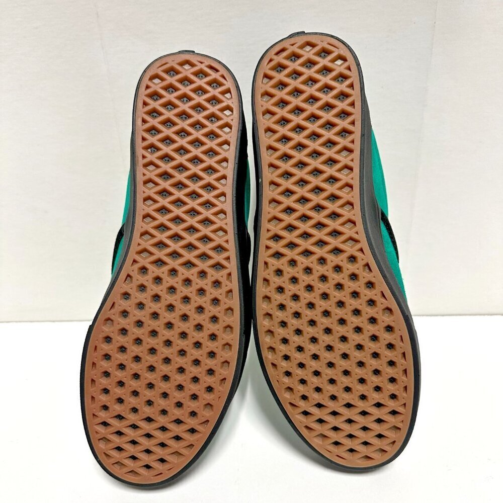 *NEW* RARE Vans Slip On Sneaker - Picture 7 of 9